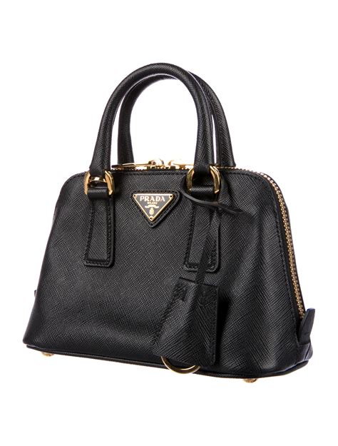 prada saffiano lux small promenade|Prada saffiano shoulder bag review.